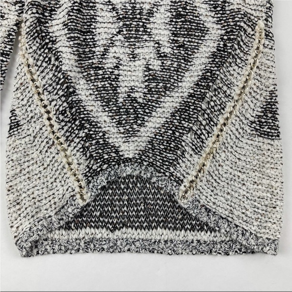 Chain & Sequins Grey & White Sweater  Size Med - Picture 8 of 8